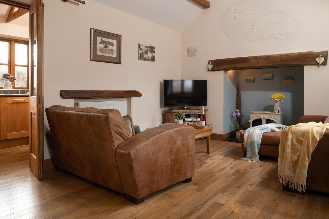 Beautiful Countryside Cottage On The North Wales Coast Abergele Exterior foto